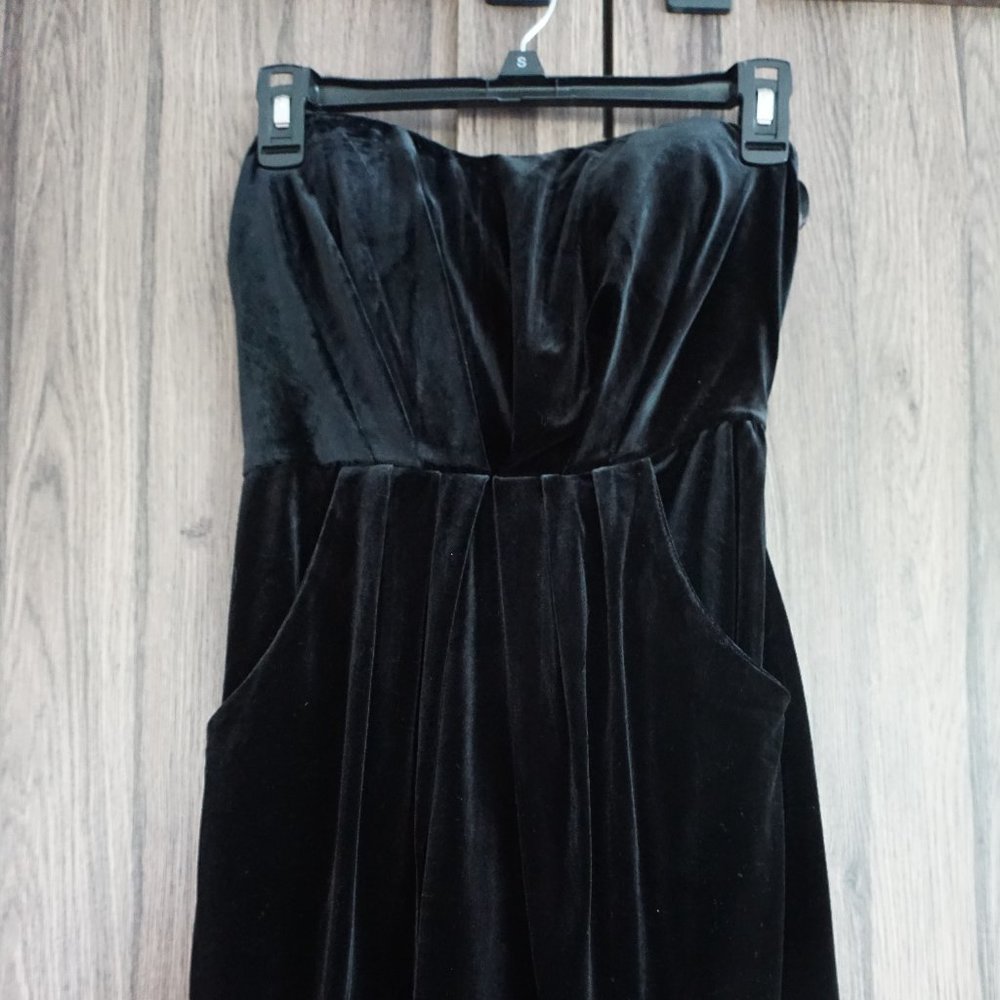 NWT Velvet Prom Dress